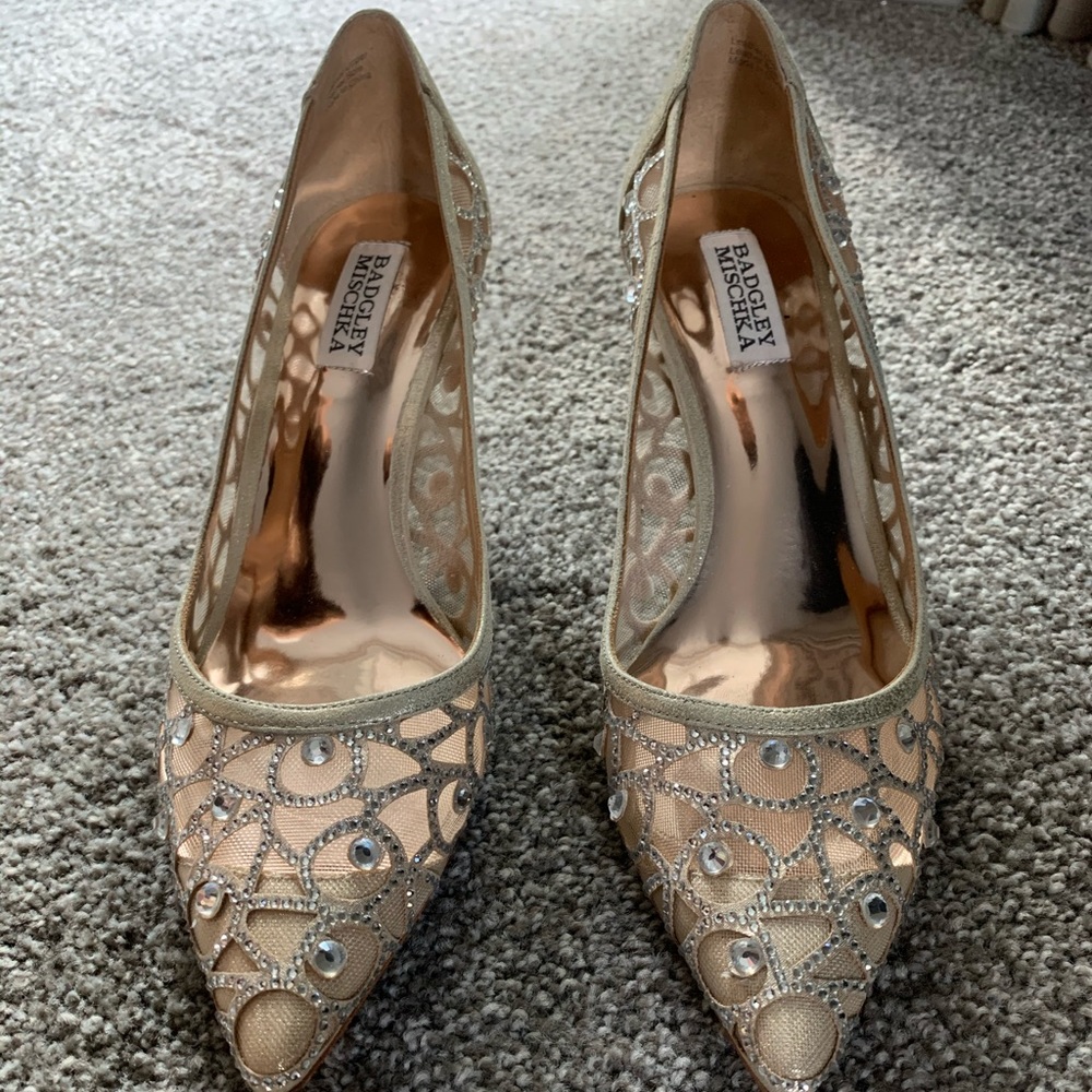 Badgley Mishka bridal pointy toe pumps